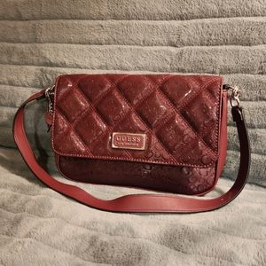 GUESS Handbag Purse Burgandy Shoulder Bag Like New